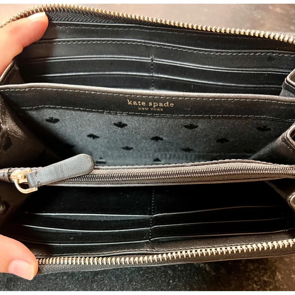 NEW Kate Spade Black‎ Large Continental Peebled Leather Zip Wallet Sienne Logo